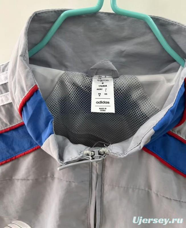 25/26 Bayern Munich Grey Windbreaker Windbreaker