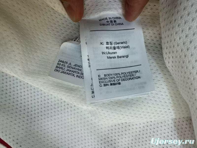 2025 NIKE White/Black Casual Jacket Windbreaker - 2 Colors