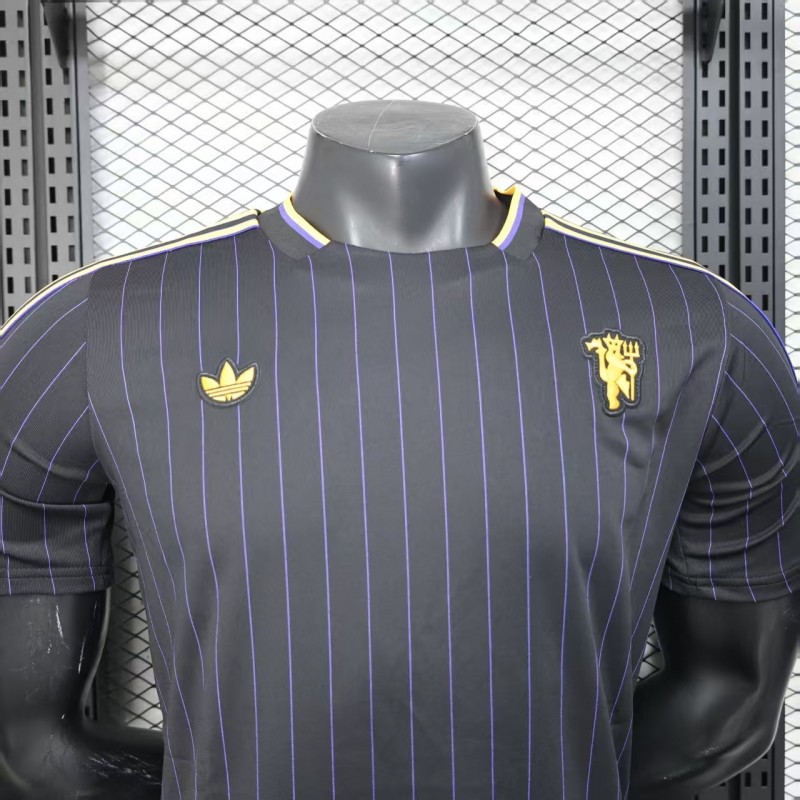 Player Version 25/26 Manchester United Black Casual Jersey