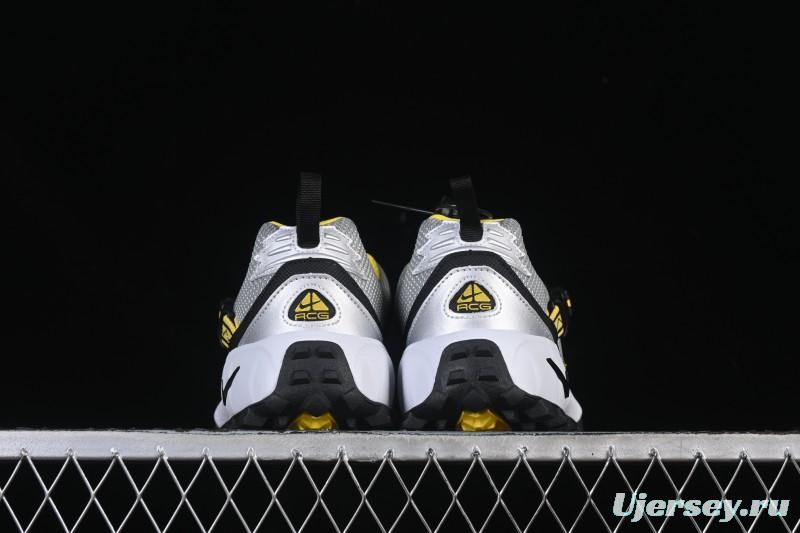 Nike ACG Phassad Hiking Shoes with Enhanced Grip and Comfort - HM7133-001