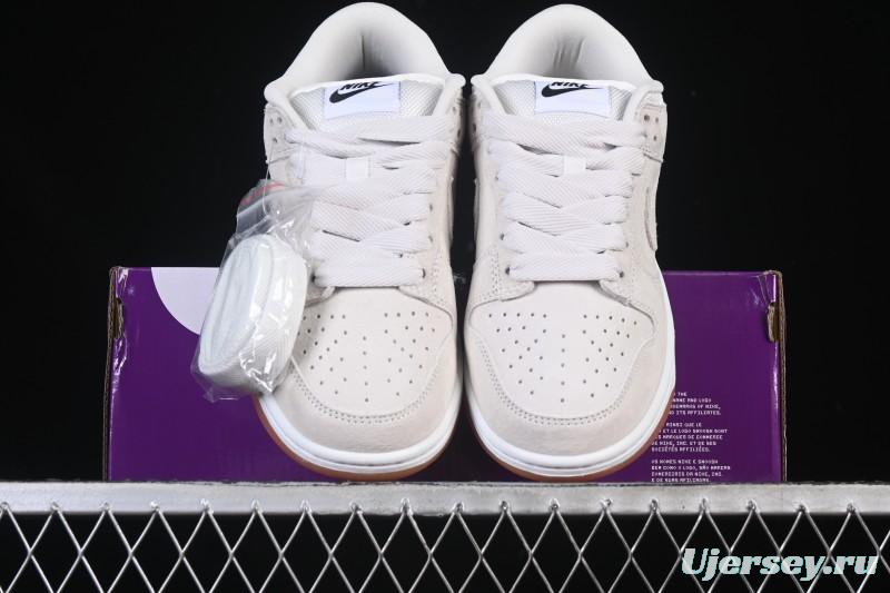 Nike SB Dunk Low Pro B Skate Shoes in Pale Ivory - HJ0367-100