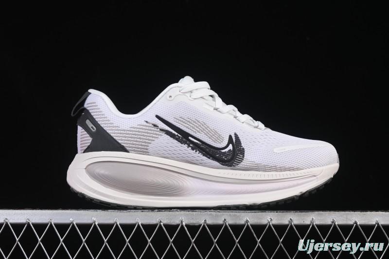 Nike Air Zoom Vomero 18 Cushioned Running Shoes - IB5726-100
