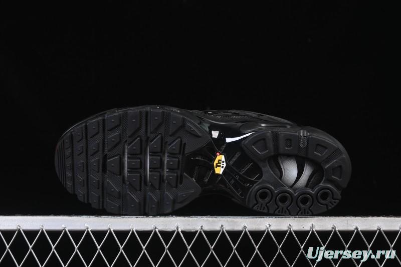 Nike Air Max Plus Retro Running Shoes with Air Cushion Technology - 604133-050