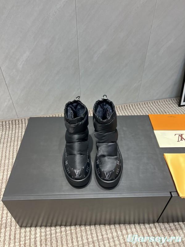 Louis Vuitton Fall/Winter 2025 Snow Boots Series Round Toe Thick Sole Down-Filled Snow Boots - KFY00310