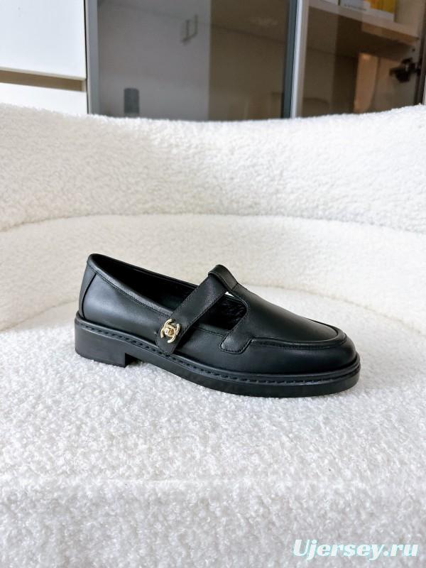 Chanel 2025 SS Loafers Classic Elegant Design - KFY00320