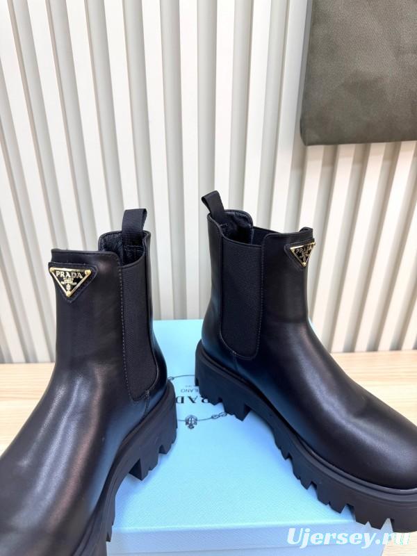 Prada 2025 SS Chunky Sole Ankle Boots - LY0340