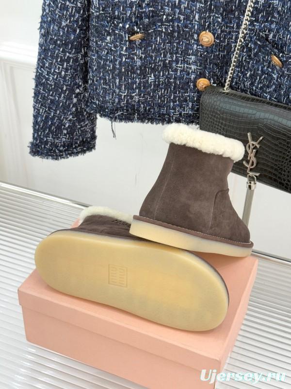 Miu Miu Retro Shearling Platform Snow Boots - KFY00300