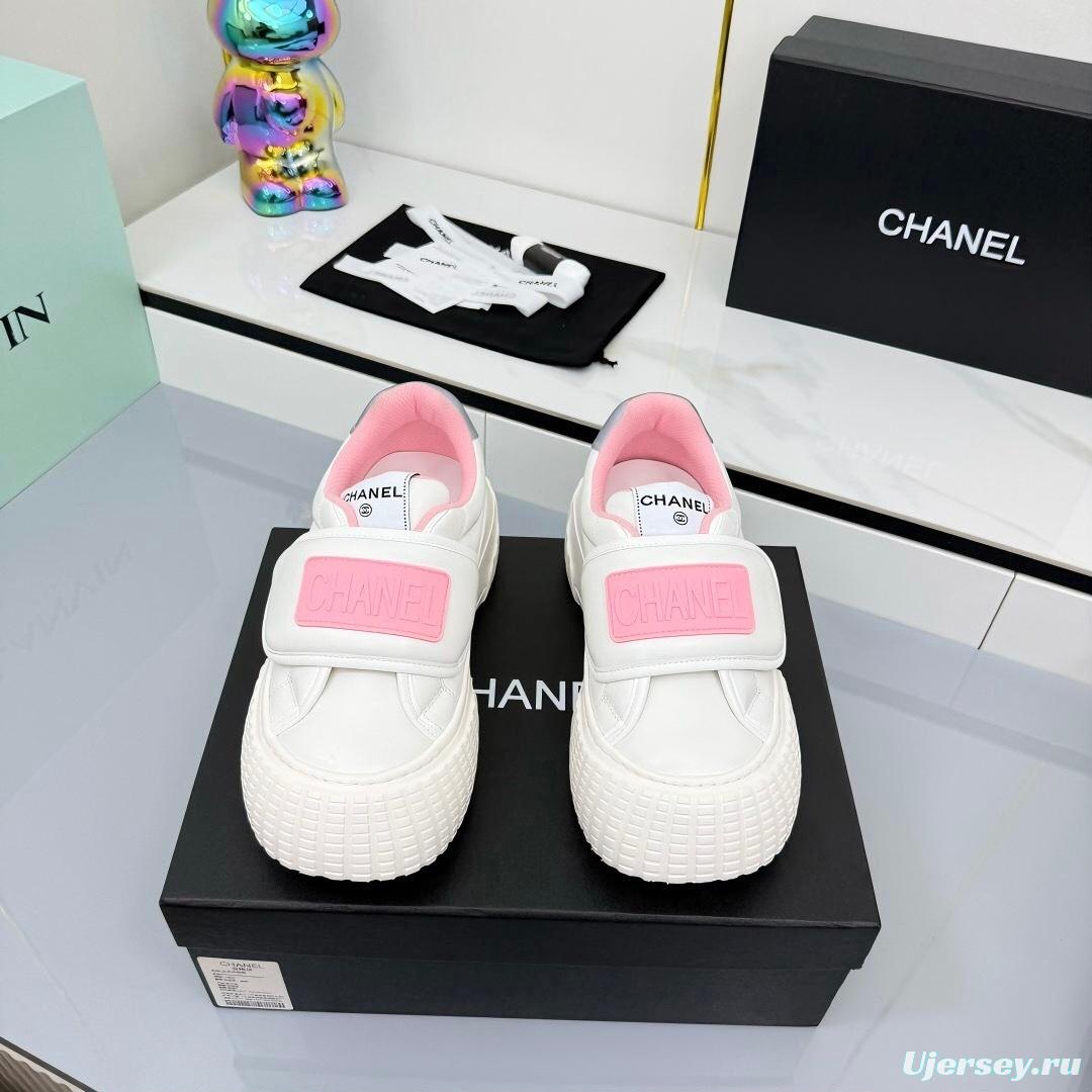 Chanel 2025 SS Panda Loafers Casual Sneakers - LY00330
