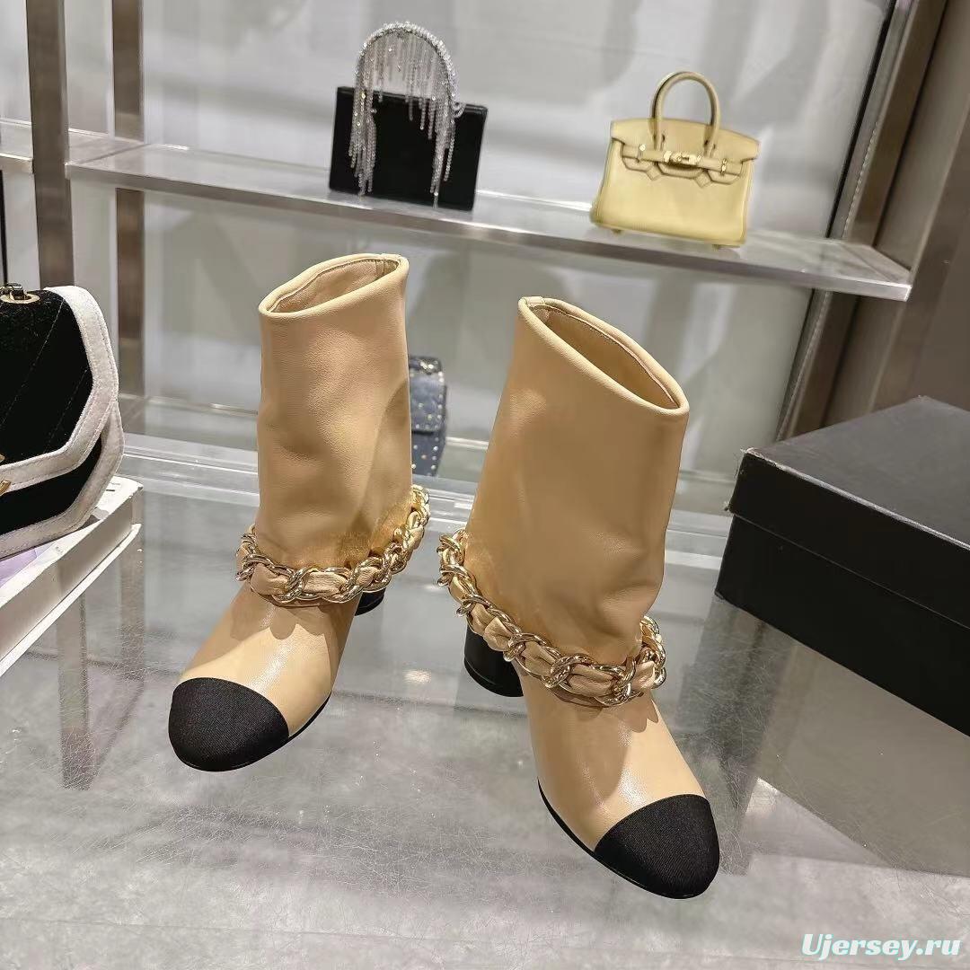 Chanel 2025/SS Runway Turn-Cuff Large Chain Strap Block Heel Boots - LY00410