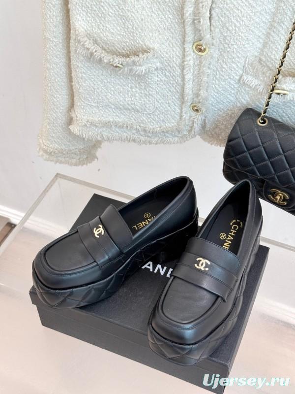 Chanel 25K Fall/Winter Double C Platform Loafers with Waterproof Sole - KFY00320