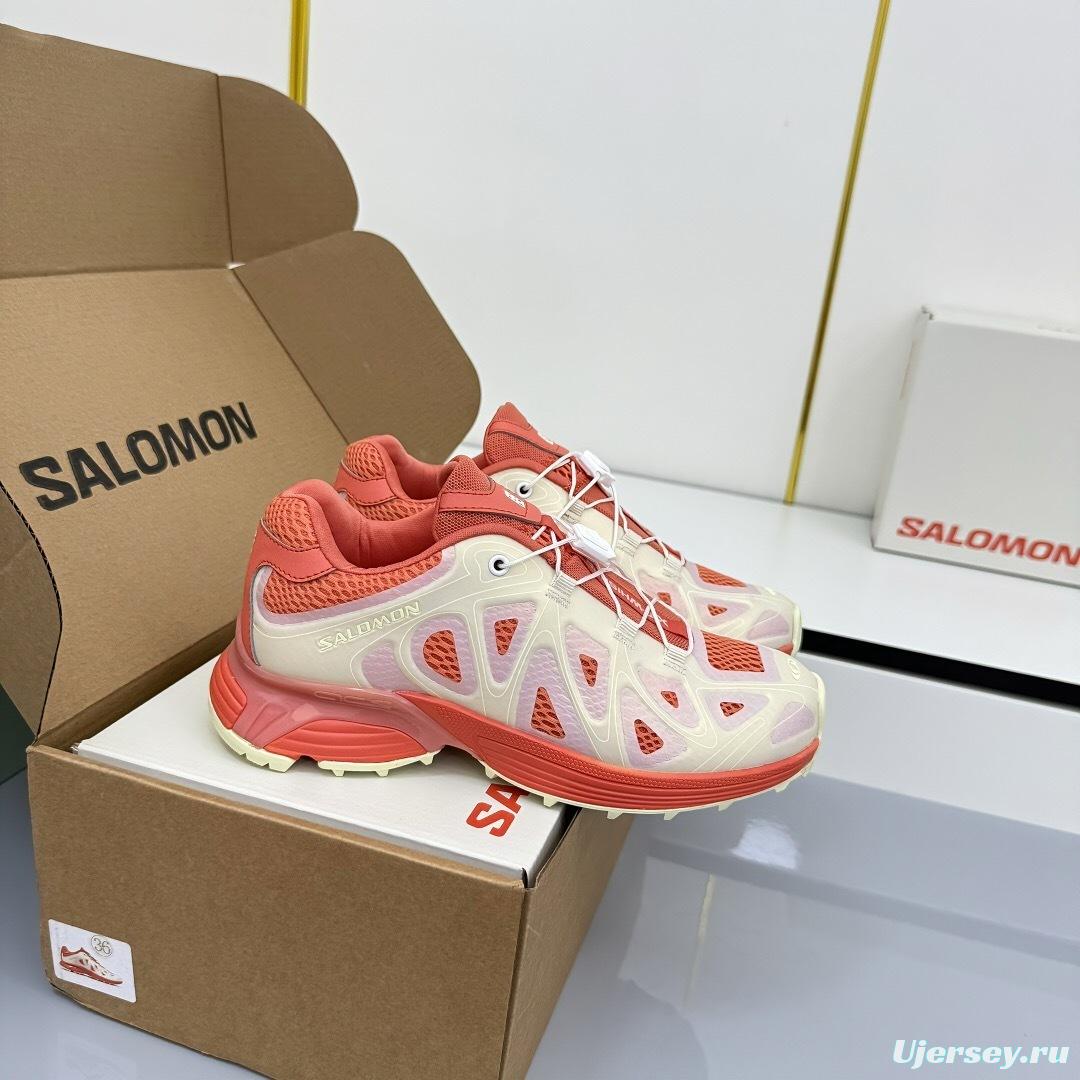 Salomon XT Whisper Casual Shoes with Thick Sole and Color Blocking - LY00310