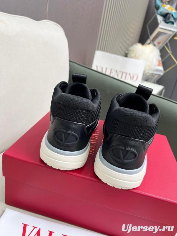 Valentino RUNBOOT Mid-Top Sneakers with Urban Casual Design - AS00380