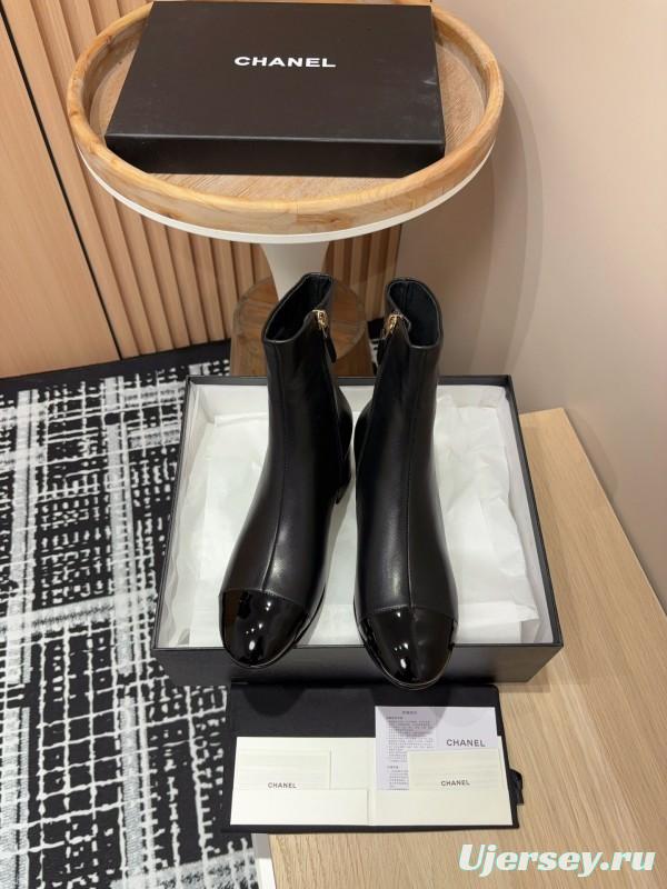 Chanel 2025/SS Patent Leather Block Heel Elastic Ankle Boots - LY00350
