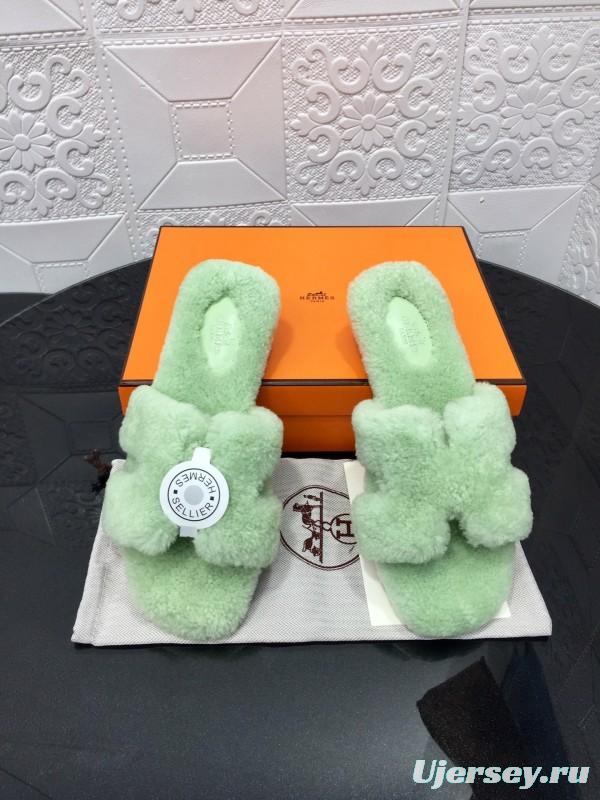 H Eiderdown Teddy Wool H-Logo Slippers Flat Sole Winter Home Shoes - LY00240