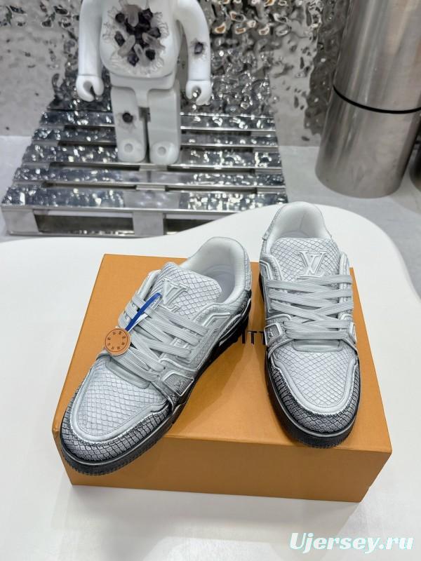 Louis Vuitton LV Trainer Basketball Series Washed Board Shoes - LY00430