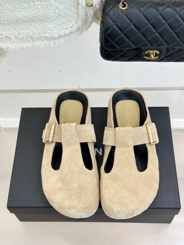 Chanel 2025 SS Minimalist Retro Birkenstock Sandals Half-Slip - KFY00280