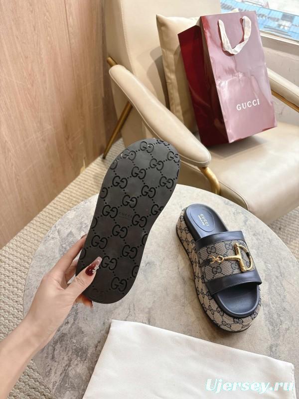 Gucci 8356-8 Women's Sandals with Horsebit Detail and Gold Hardware