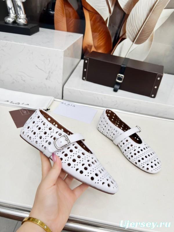 Alaia 2025/SS Perforated Ballet Flats - LY00320