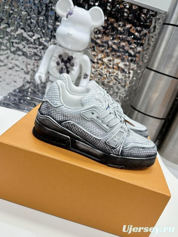 Louis Vuitton LV Trainer Basketball Series Washed Board Shoes - LY00430
