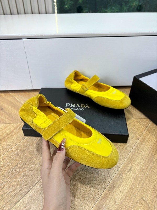 Prada Metal Toe Thin Sole Training Shoes Casual Shoes - LY00260