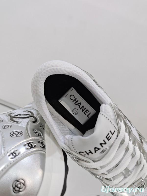 Chanel 2025 SS Limited Edition Silver Horn King 2nd Generation Unisex Sneakers - KFY00340