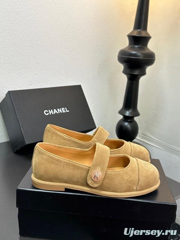 Chanel Quilted Flats Slip-On Mules - KFY00280