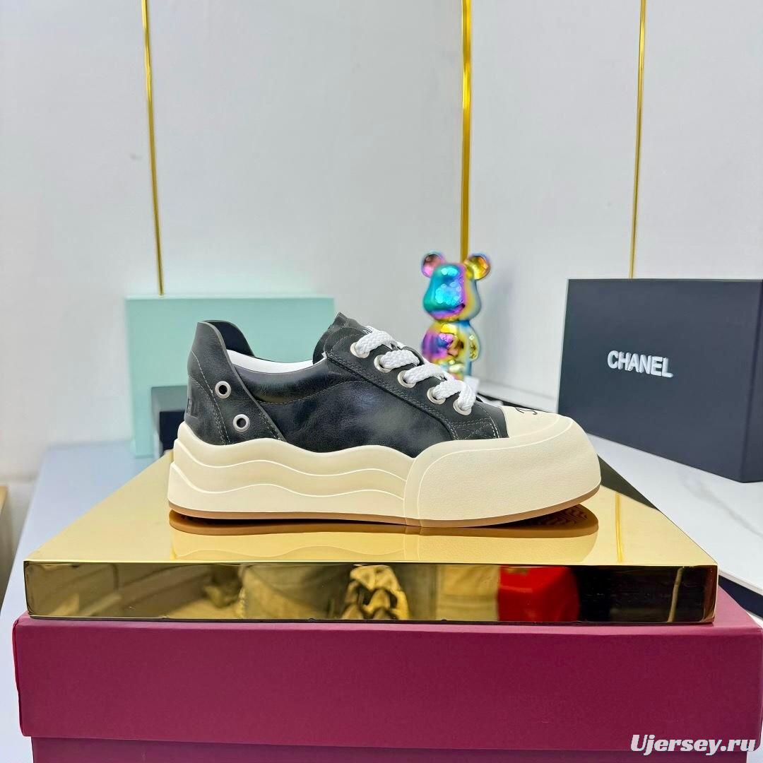 Chanel 2025 SS Panda Loafers Bread Shoes Original Calfskin - LY00320