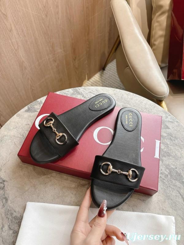 Gucci 2025/SS Leather Mule Sandals with Light Gold Hardware - 8023-3