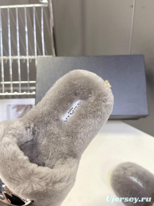 ALAÏA Fall/Winter 2025 Latest Fur Slippers - KFY00230