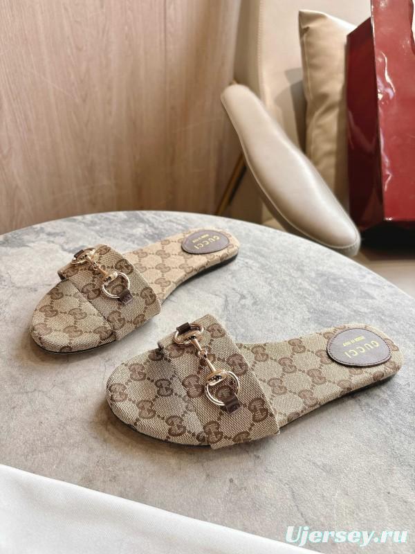 Gucci 2025/SS Leather Mule Sandals with Light Gold Horsebit Detail - LY00280