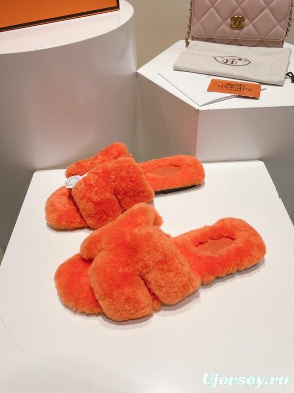 Hermès Autumn Winter Flat Fur Slippers - LY00240