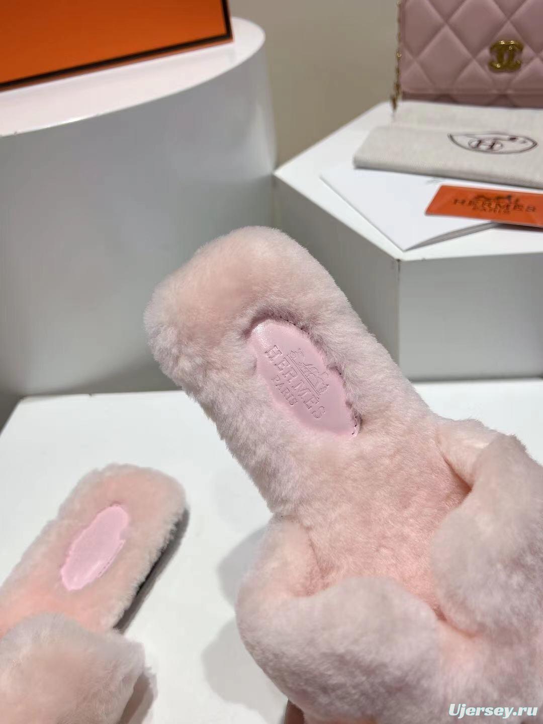 Hermès 2025 SS Love Slippers Flat Wool Slippers - LY00240