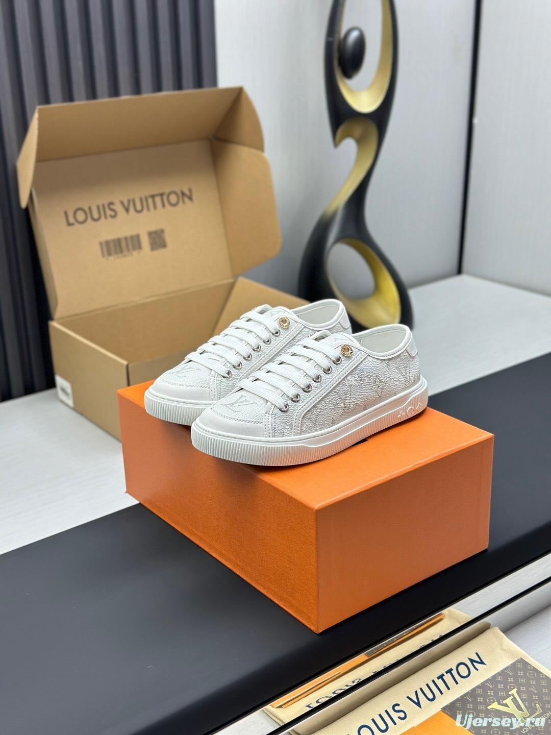 Louis Vuitton Time Out Series Animal Print Casual White Sneakers - AS00260
