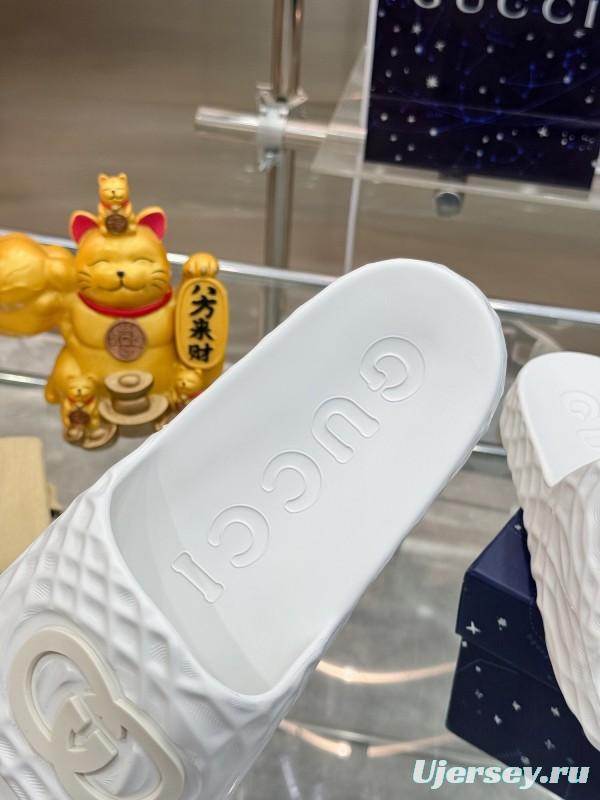 Gucci Lido Interlocking G Textured Rubber Sandals for Men - AS00170