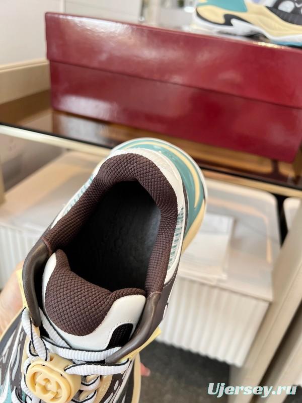 Gucci 2025 SS Collection 2.0 Sneakers with Reflective Stripes and Retro Design - AS00450