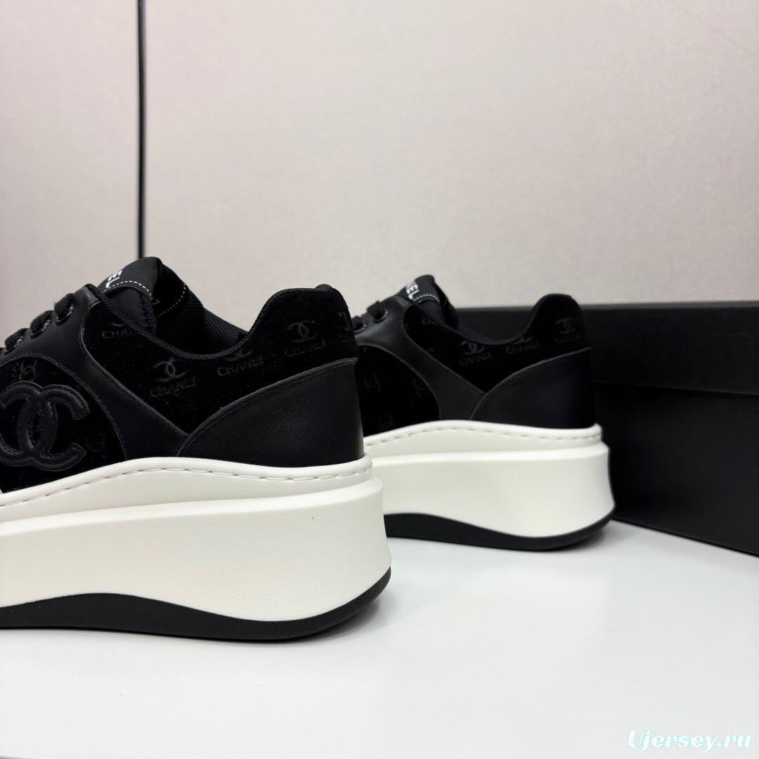 Chanel 2025 SS Panda Casual Sneakers - LY00340