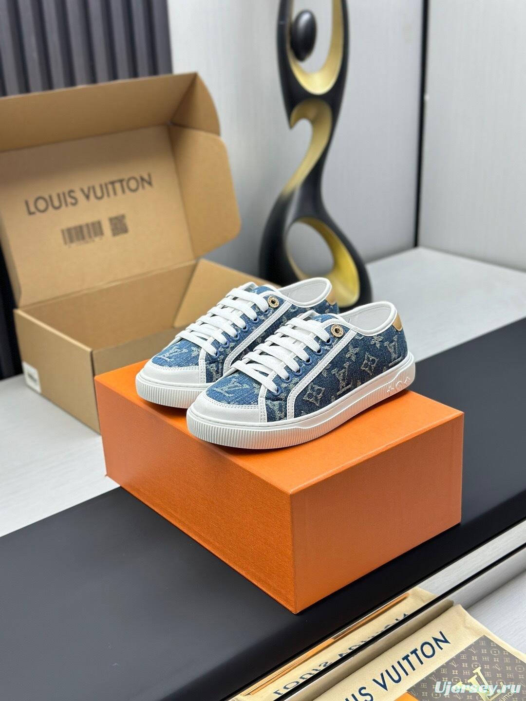 Louis Vuitton Time Out Series Animal Print Casual White Sneakers - AS00260