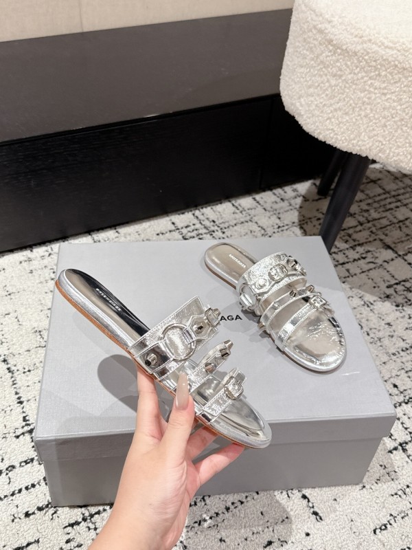 Balenciaga Cagole Metal Studs Sandals Series - KFY00260