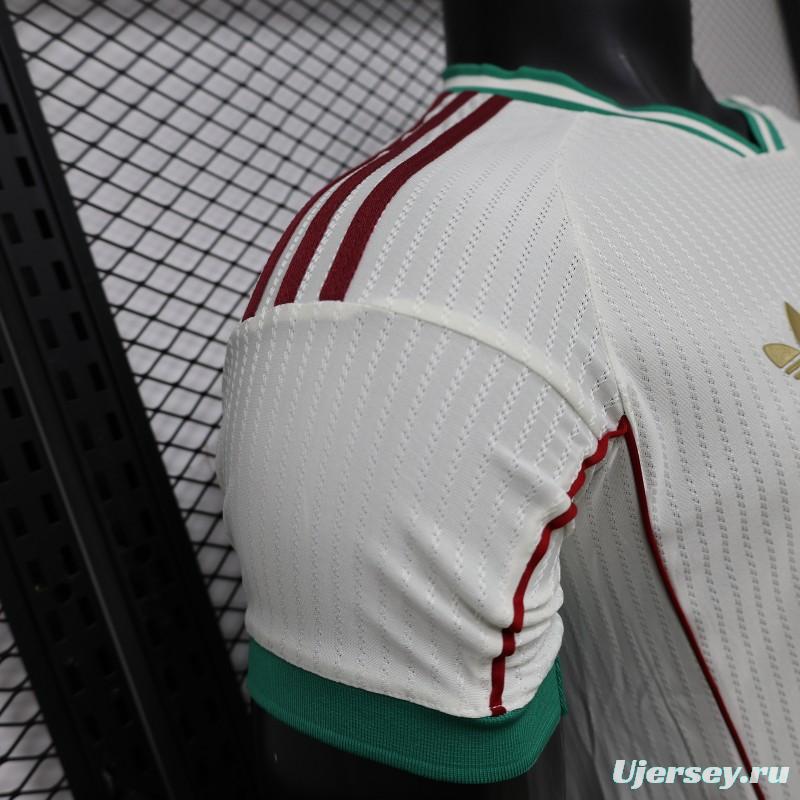 Player Version 26/27 Liverpool FC Off-White with Gold Crest  Special Edition Away Jersey