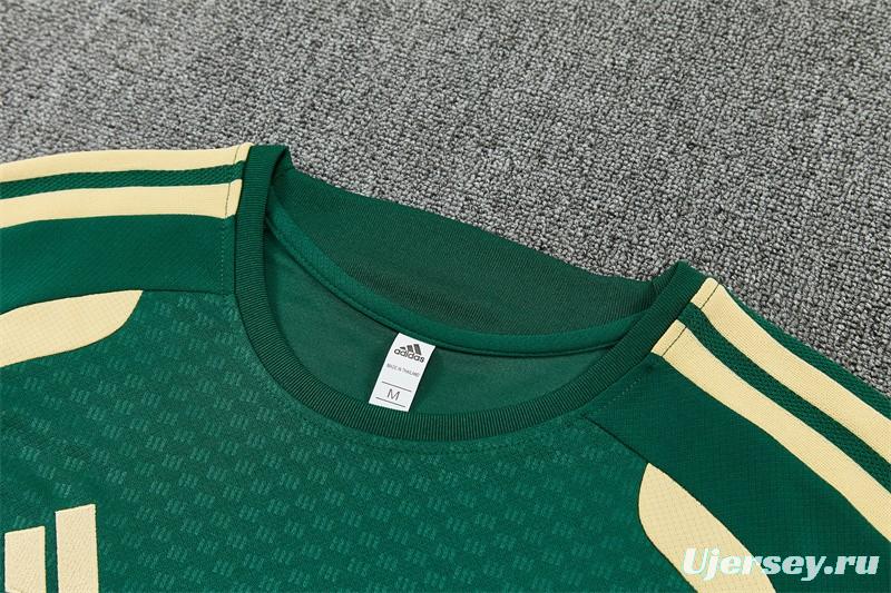 2026 Real Madrid Green & Cream  Short Sleeve+Soccer Shorts