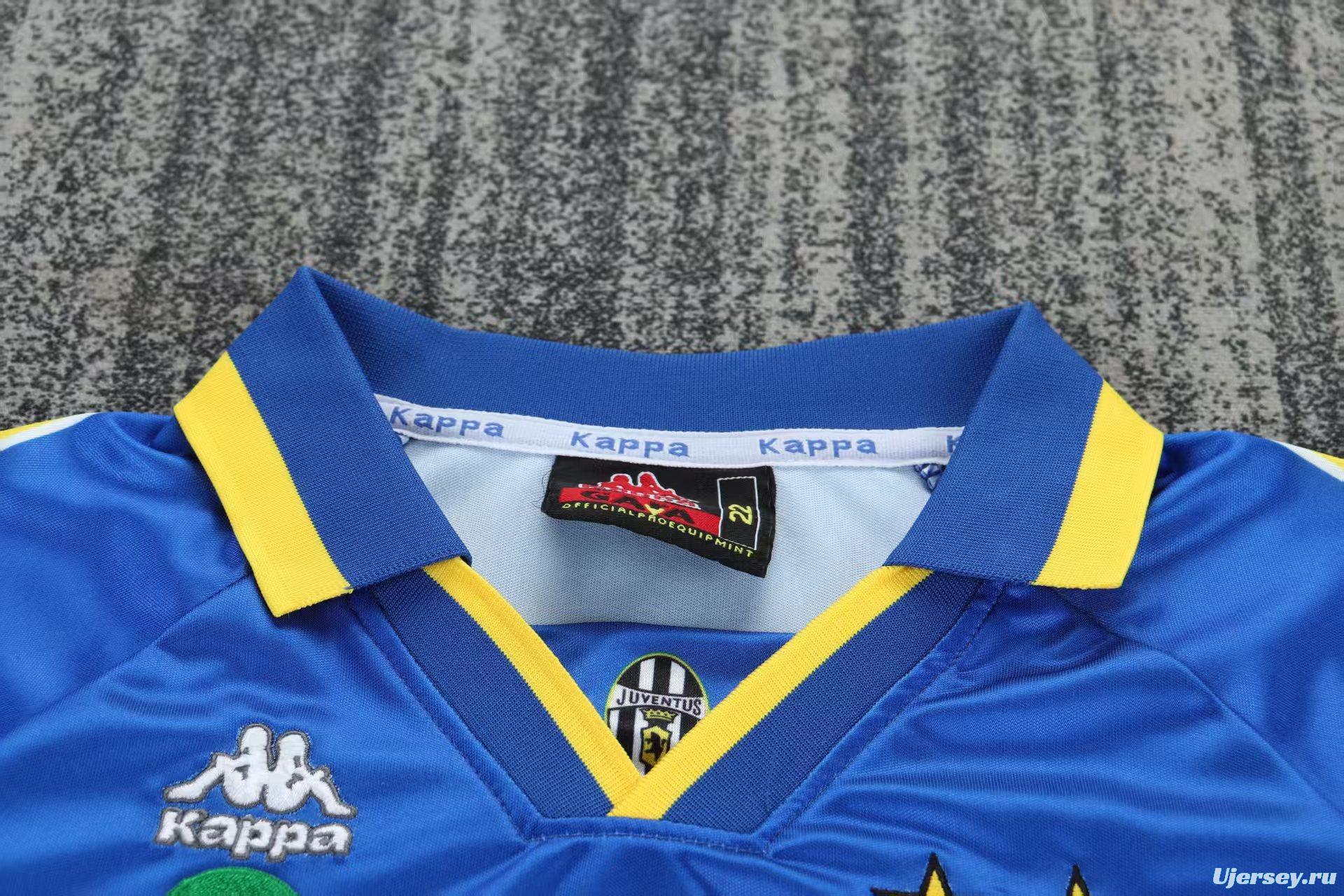 Retro 95/96 Kids Juventus Away Jersey
