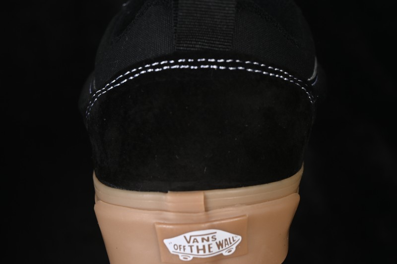 Vans Knu Skool Low Top Casual Skate Shoes - VN0009D22CJI
