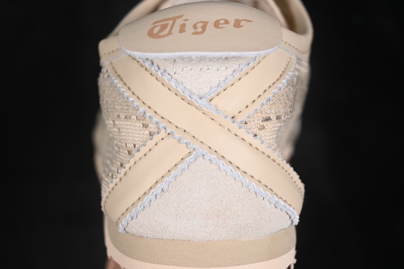 Adidas CSC3 Running Shoes with Advanced Traction Technology - 1183C563-250