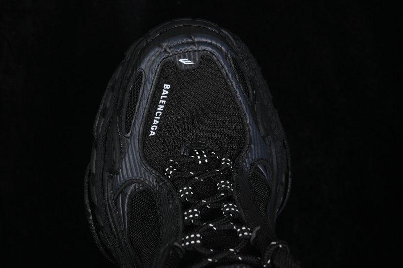 Balenciaga Triple S 2 Gradient Mesh Running Shoes with Layered Sole Design - WTRS21011