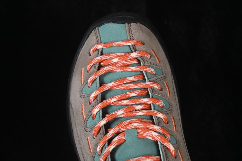 Keen Jasper Retro Outdoor Sneakers with Street Style Vibes - F.C3