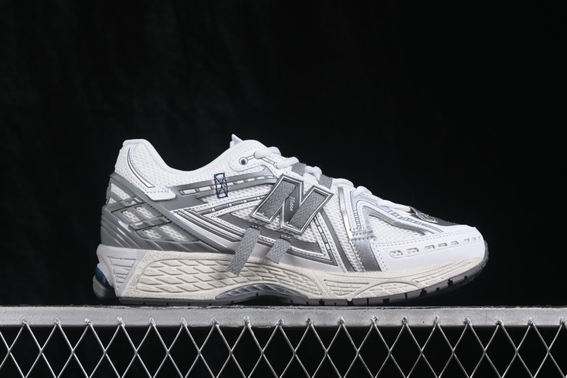 New Balance 1906 Retro Running Shoes with Lightweight Leather and Mesh Upper - U190643N