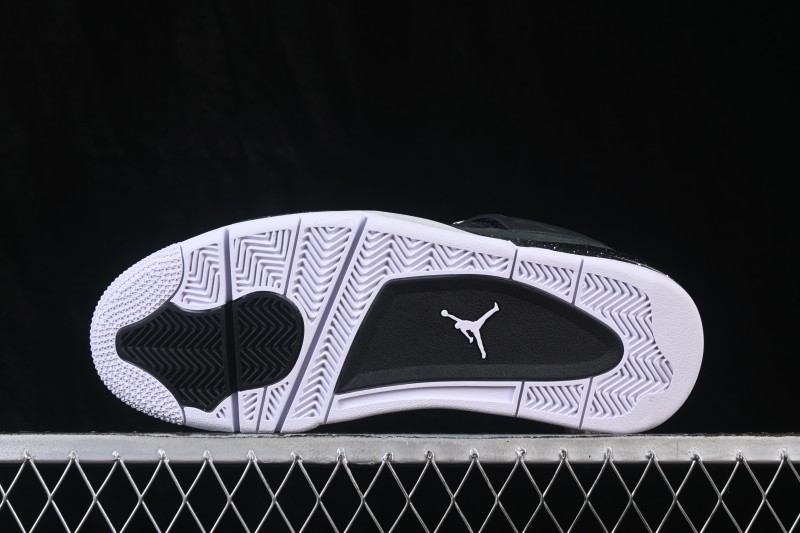 Nike Air Jordan 4 Fear Retro Basketball Sneakers - FQ8138-002