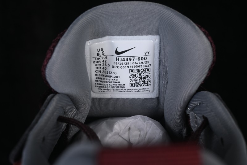 Nike V2K Run Retro Low-Top Running Shoes with Cushlon Cushioning - HJ4497-600