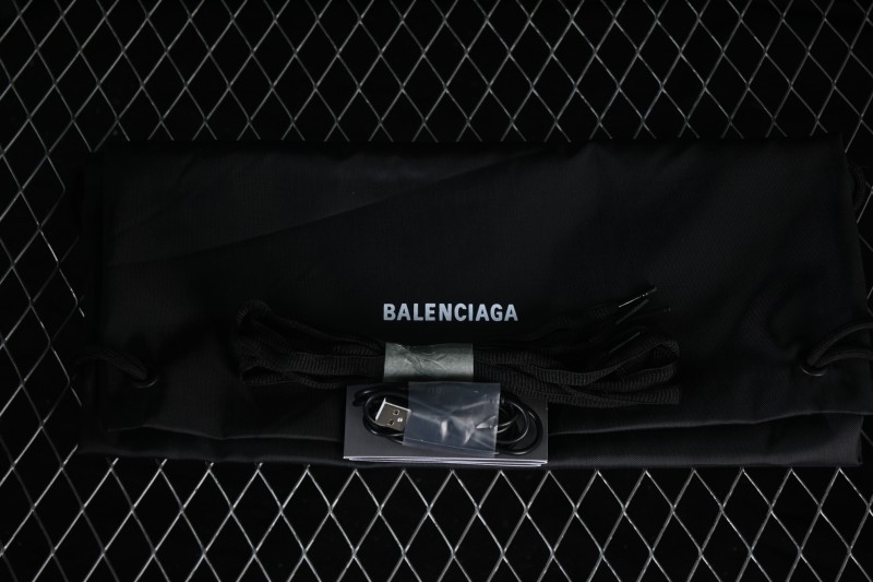 Balenciaga Runner LED Retro Running Shoes with Magnetic Charging - WRNLD1000