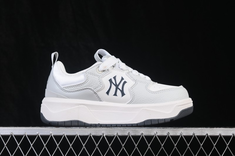 MLB New York Yankees Chunky Curve Liner Running Shoes with Thick Sole - 3ASXM096N50GRS